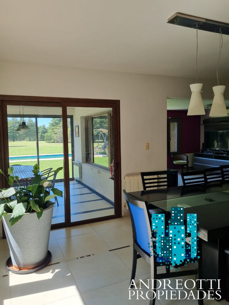 Casa,En Alquiler,1555