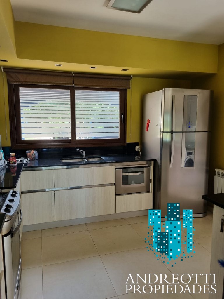 Casa,En Alquiler,1555