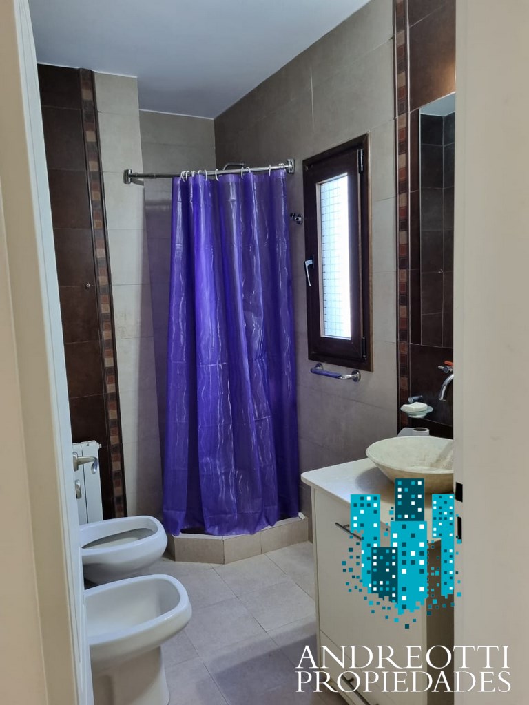 Casa,En Alquiler,1555