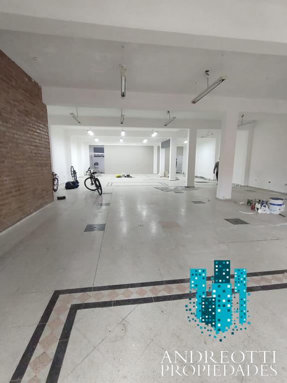 Local,En Alquiler,1587