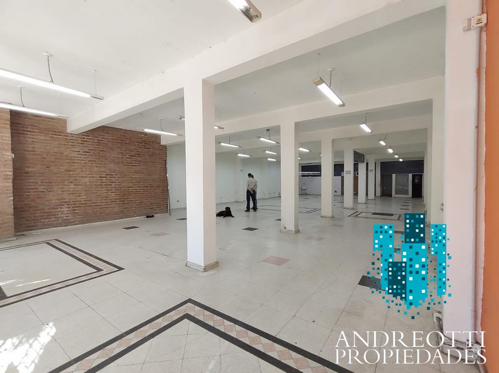 Local,En Alquiler,1587